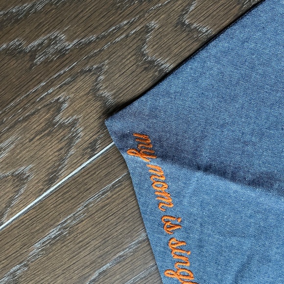 Dog Bandanna-My Mom is Single - Picture 3 of 3